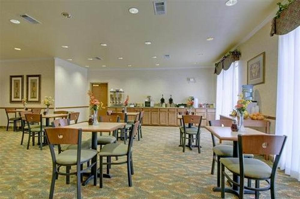 Quality Inn & Suites - Glen Rose Restaurant foto